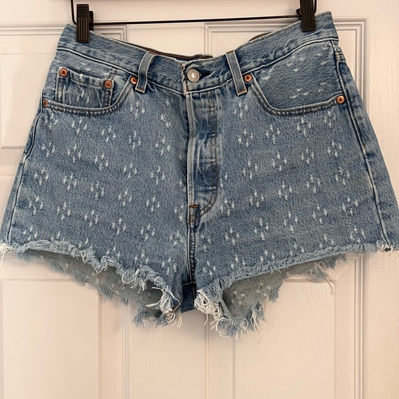 Levi's Light Blue textured Jean Shorts size 29 - Picture 1 of 10